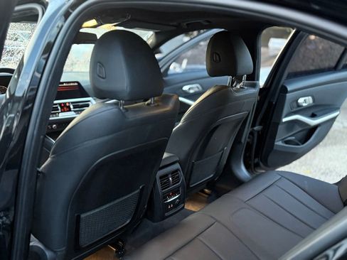 Used 2019 BMW 330i Sedan image 24