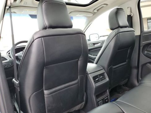 Used 2020 Ford Edge SEL w/ Convenience Package image 34