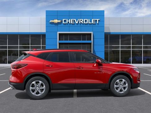 New 2026 Chevrolet Blazer LT w/ Convenience Package FWD image 6