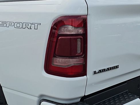 Used 2023 RAM 1500 Laramie AWD/4WD image 33