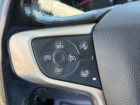 Used 2017 GMC Canyon Denali AWD/4WD image 9