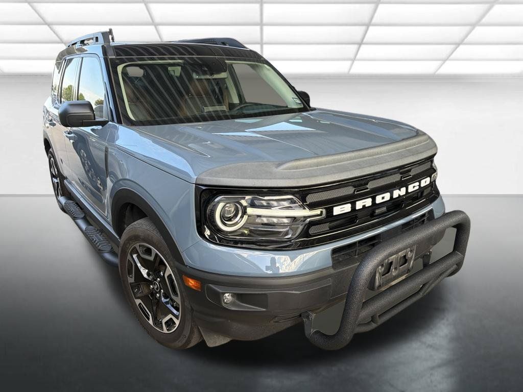 Used 2024 Ford Bronco Sport Outer Banks w/ Tech Package AWD/4WD image 1