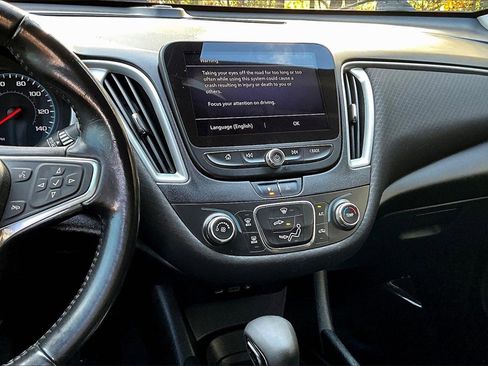 Used 2021 Chevrolet Malibu RS w/ LPO, Floor Liner Package image 10