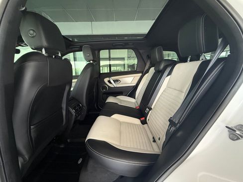 Used 2023 Land Rover Discovery Sport SE R-Dynamic AWD/4WD image 13