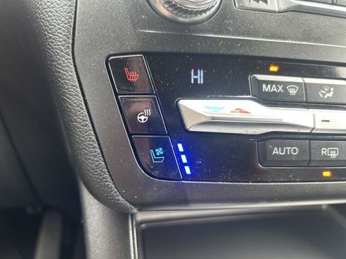 Used 2020 Ford Explorer Limited AWD/4WD image 30