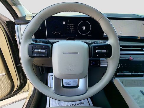 Used 2025 Hyundai Santa Fe Calligraphy FWD image 39