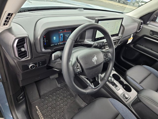 Used 2026 Ford Bronco Sport Outer Banks AWD/4WD image 8