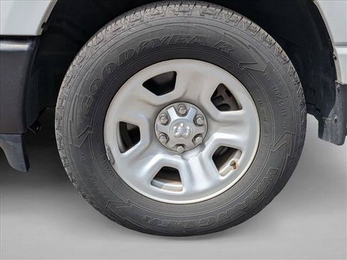 Used 2024 RAM 1500 Tradesman AWD/4WD image 18
