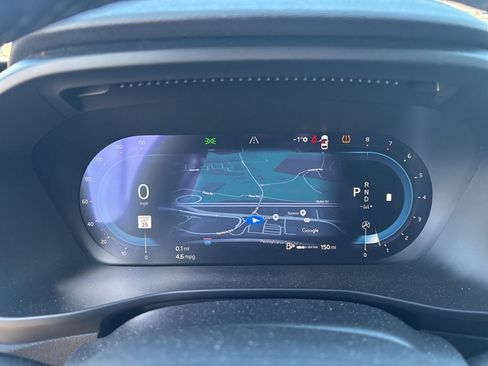 Certified 2025 Volvo XC40 B5 Plus image 21