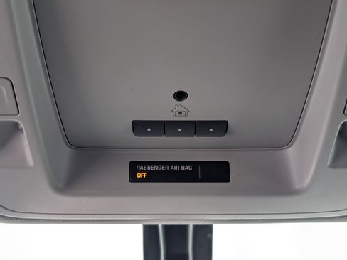 Used 2018 GMC Sierra 1500 SLE w/ SLE Value Package image 24