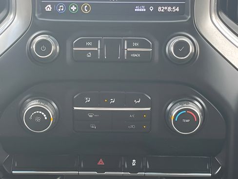 Used 2020 Chevrolet Silverado 2500 LT AWD/4WD image 25