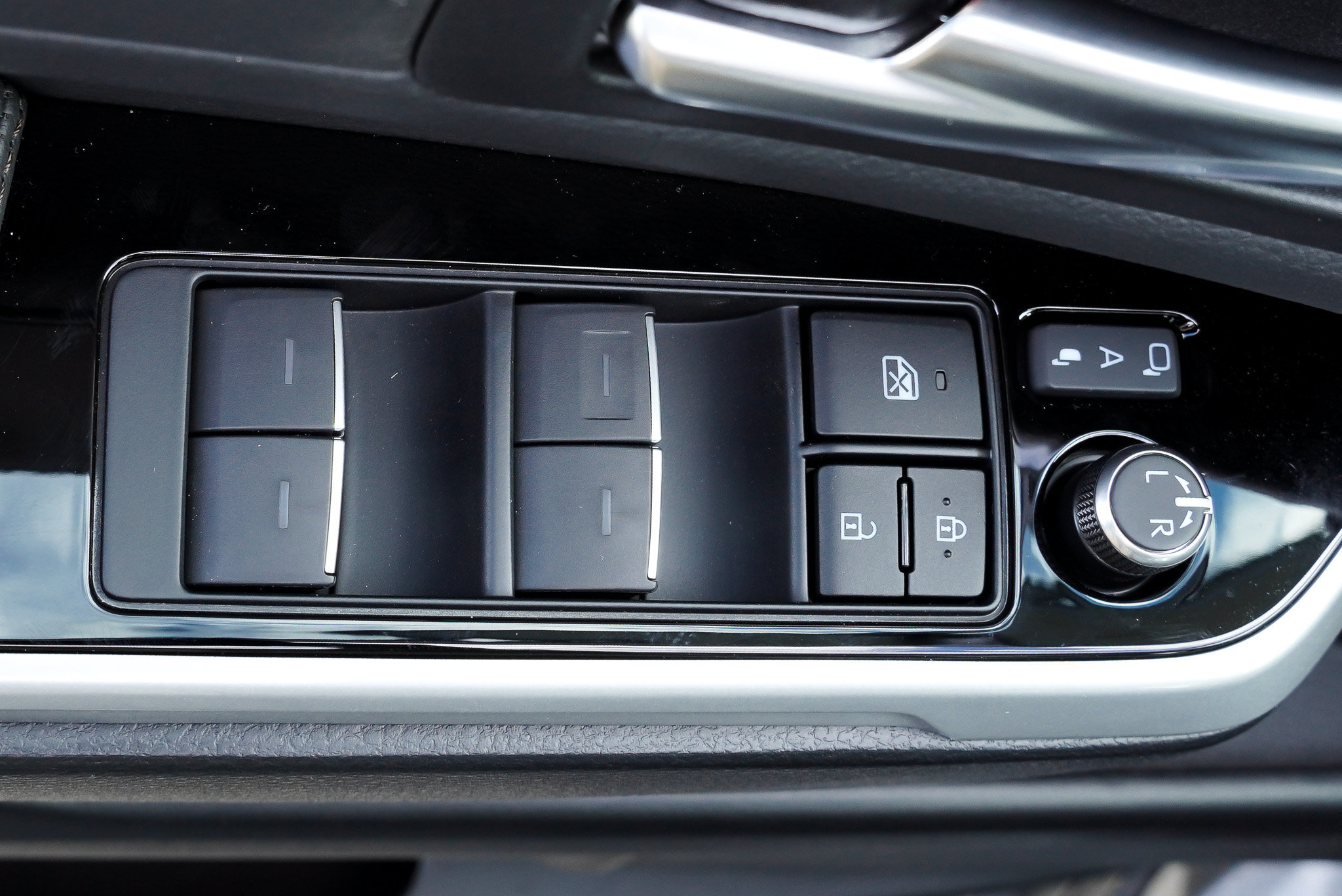 New 2026 Toyota Sienna Platinum AWD/4WD image 21