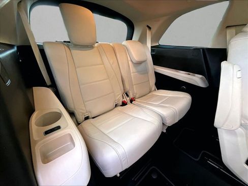 Used 2022 Mercedes-Benz GLS 450 4MATIC image 28