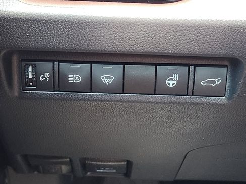 Certified 2021 Toyota RAV4 Limited w/ Limited Grade Weather Package AWD/4WD image 23