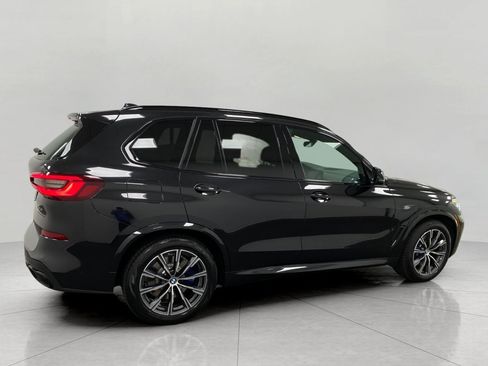 Used 2021 BMW X5 xDrive40i w/ M Sport Package AWD/4WD image 2