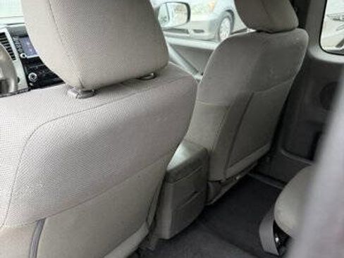 Used 2019 Nissan Frontier S image 20