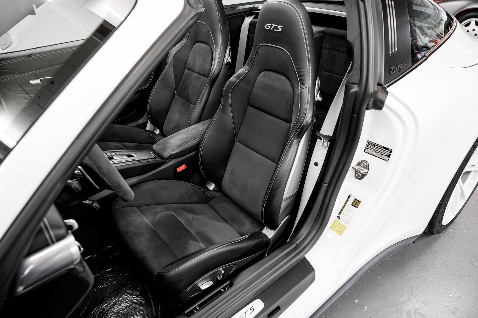 Used 2019 Porsche 911 Targa 4 GTS w/ GTS Interior Package AWD/4WD image 21