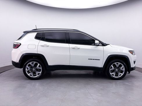 Used 2018 Jeep Compass Limited AWD/4WD image 39