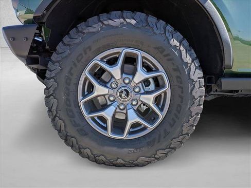 Used 2024 Ford Bronco Badlands AWD/4WD image 24