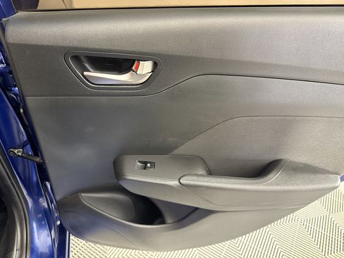Used 2019 Hyundai Accent SE FWD image 26