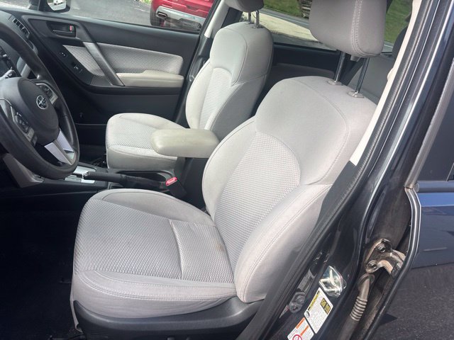 Used 2018 Subaru Forester 2.5i Premium w/ All-Weather Package AWD/4WD image 9