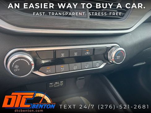 Used 2025 Nissan Altima 2.5 SV AWD/4WD image 19