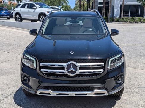 Used 2023 Mercedes-Benz GLB 250 image 2