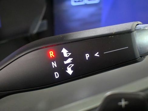 New 2026 Chevrolet Traverse LT w/ Sun and Wheel Package image 26