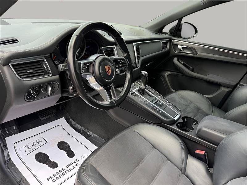 Used 2018 Porsche Macan GTS AWD/4WD image 15
