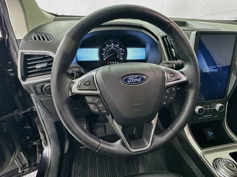 Certified 2024 Ford Edge SEL w/ Convenience Package AWD/4WD image 17