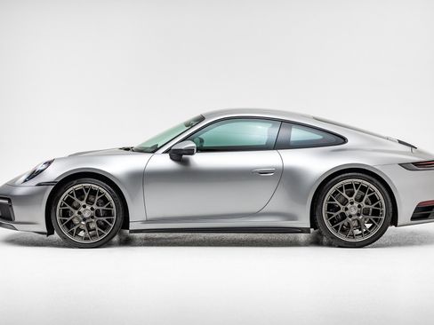 Used 2020 Porsche 911 Carrera image 4