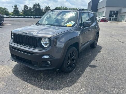Used 2016 Jeep Renegade Latitude AWD/4WD image 1