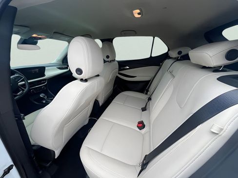 Used 2025 Buick Encore GX Sport Touring w/ Comfort Package image 13