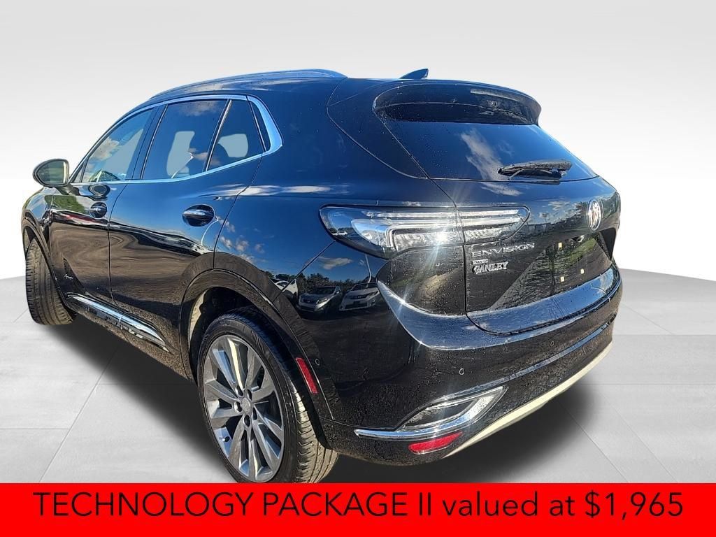 Certified 2021 Buick Envision Avenir w/ Technology Package II AWD/4WD image 3