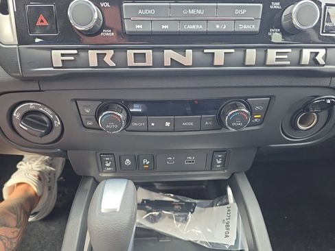 New 2026 Nissan Frontier SV w/ SV Convenience Package image 27