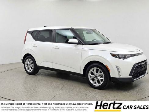 Used 2025 Kia Soul LX w/ LX Technology Package image 1