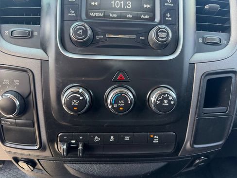 Used 2017 RAM 2500 Tradesman w/ Chrome Appearance Group AWD/4WD image 37