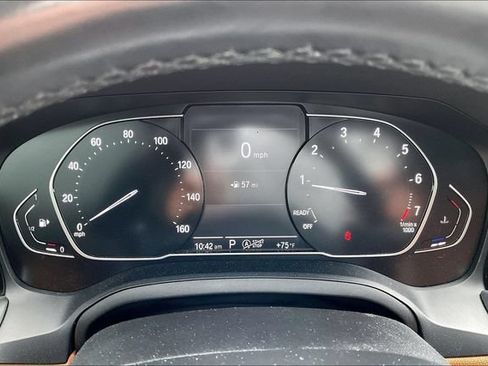 Used 2021 BMW 330i Sedan w/ M Sport Package RWD image 10