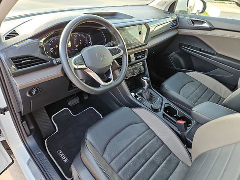 Certified 2023 Volkswagen Taos SEL image 12