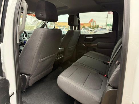 Used 2021 Chevrolet Silverado 1500 LT Trail Boss w/ Bed Protection Package AWD/4WD image 12