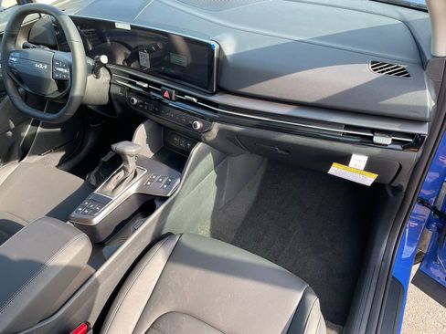 New 2026 Kia Sportage SX FWD image 33