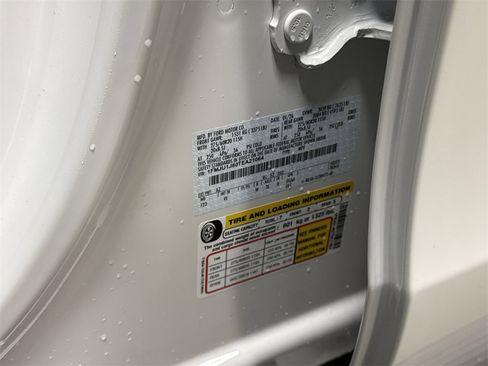 New 2026 Ford Expedition Active image 35