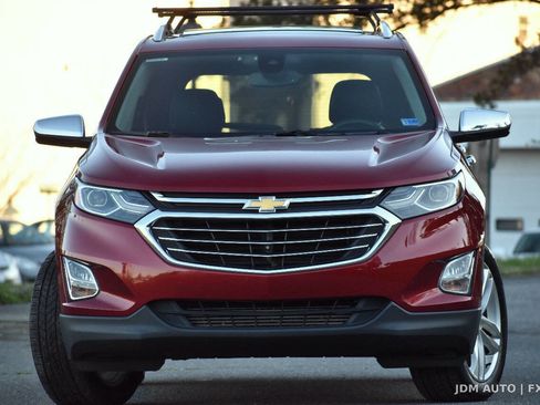 Used 2018 Chevrolet Equinox Premier image 3