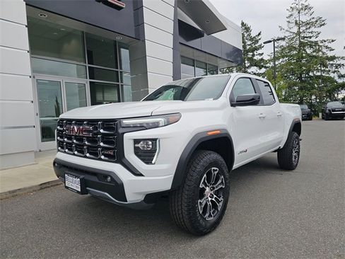 New 2025 GMC Canyon AT4 image 3
