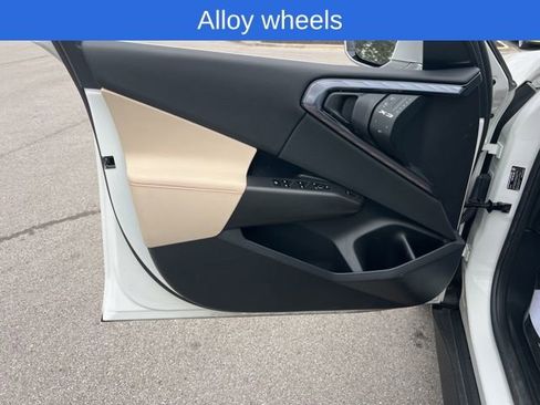 Used 2025 BMW X3 xDrive30i w/ Convenience Package image 19