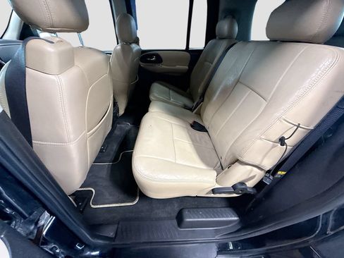Used 2005 Chevrolet TrailBlazer LT AWD/4WD image 23