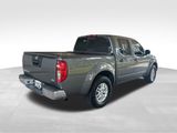 Used 2019 Nissan Frontier SV image 3