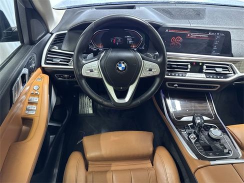 Used 2021 BMW X7 xDrive40i w/ Executive Package image 16