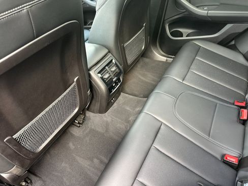 Used 2023 BMW X3 sDrive30i w/ Convenience Package image 12