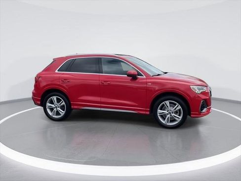 Used 2022 Audi Q3 2.0T Premium Plus AWD/4WD image 9